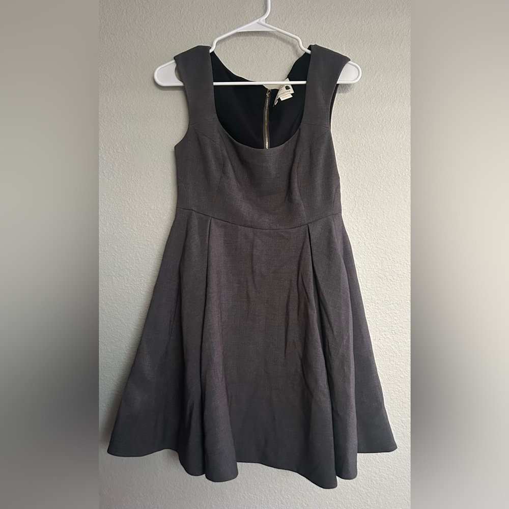 Kate Spade Charcoal Gray Sleeveless Mini‎ Dress Pleated Gold Zip Size 4